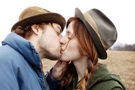 Romantic Words And Quotes About Kissing And Love