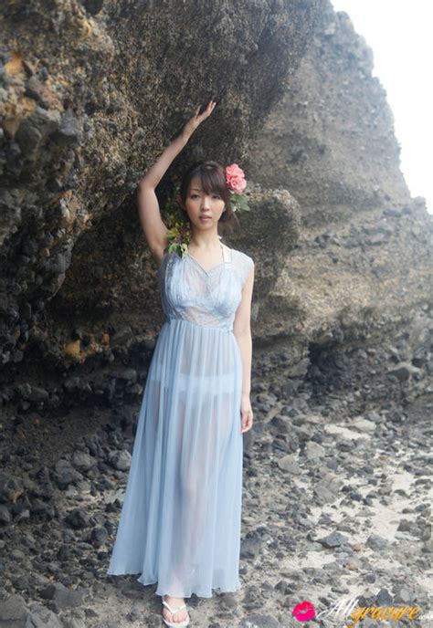 Neo Asian Babe In See Through Dress Is Like Goddess From Ocean