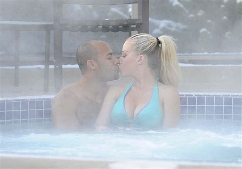 Kendra Wilkinson And Husband Hank Baskett Avoid Melting The Ice During