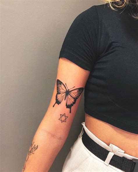 Pin By 𝓐𝓵𝓲𝓬𝓮 On T A T T O Butterfly Tattoos On Arm Tattoos Arm