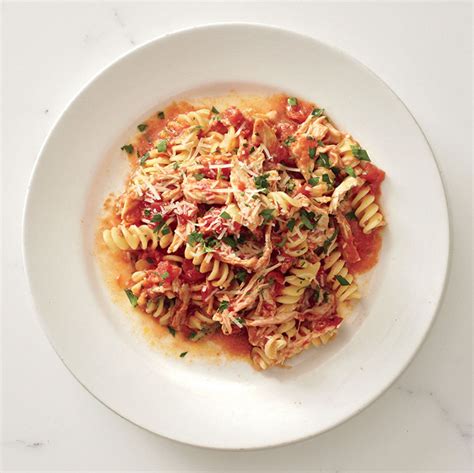 fusilli  chicken  tomato sauce recipe italian dinner recipes
