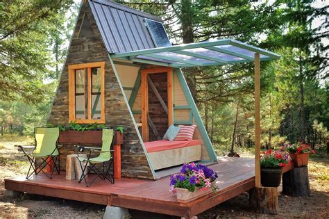 tiny  frame cabin costs    build curbed
