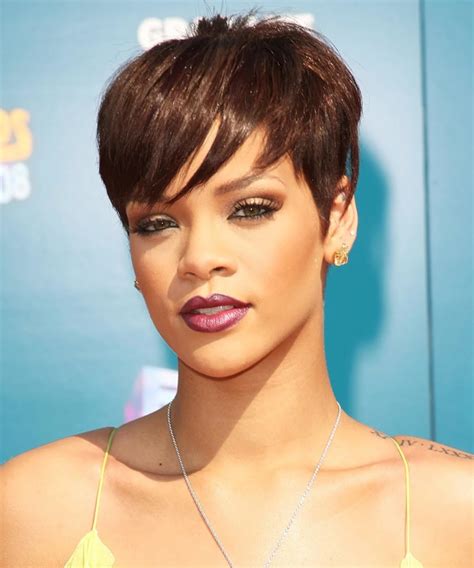 All 23 Of Rihanna S Short Hairstyles Over The Last Decade
