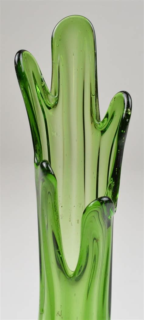 Vintage Emerald Green Glass Vase Ads Design World