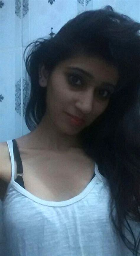 desi beautiful college girl boobs teasing selfies indian nude girls