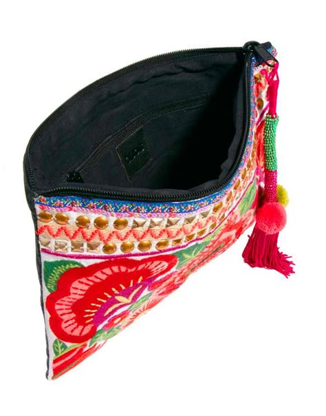 asos clutch bag  floral embroidery  asoscom bolsos de embrague bordados florales