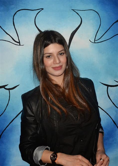 high quality bollywood celebrity pictures kainaat arora