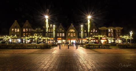 ten boer sfeervol verlicht tijdens donkere dagen oog groningen