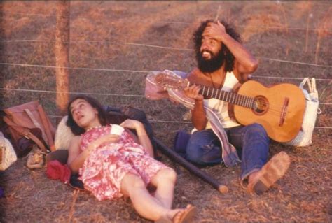 Rare And Unseen Color Photographs Of America’s Hippie