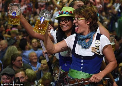 germany s oktoberfest has its lowest level of visitors in 15 years daily mail online