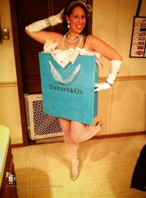cutest homemade tiffany and co box costume holiday boxing halloween costume halloween
