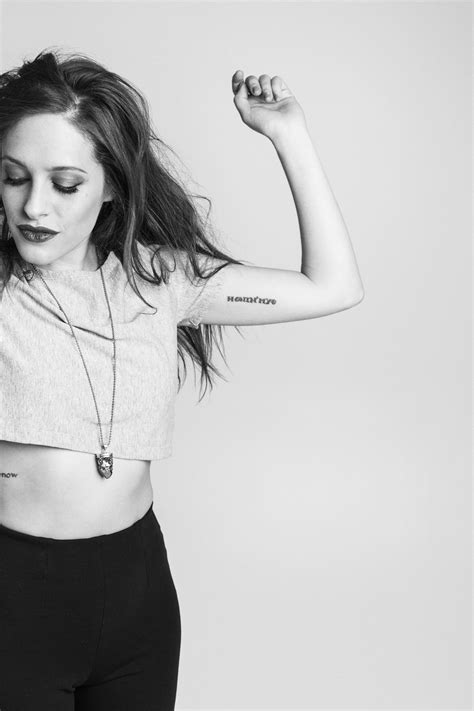 Mr Robot Star Carly Chaikin Demands Your Attention Gq