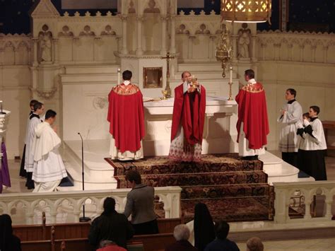 kneel  laymans guide  catholic mass  top  philly news