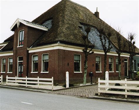 dorpsstraat  wervershoof boerderijenstichting noord holland vrienden van de stolp