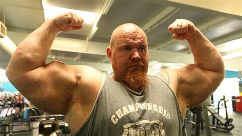 Dave Crosland Has The Biggest Biceps In Britain Metro Video