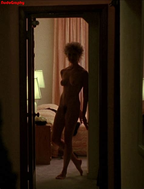 Nude Celebs In Hd Annette Bening Picture 2009 8 Original Annette