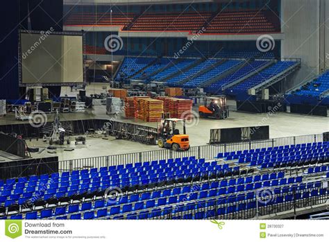 dismantling  stage  stage equipment editorial photography image  entertainment