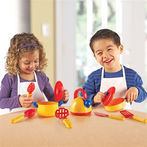 pretend play cooking set  learning resources ler primary ict