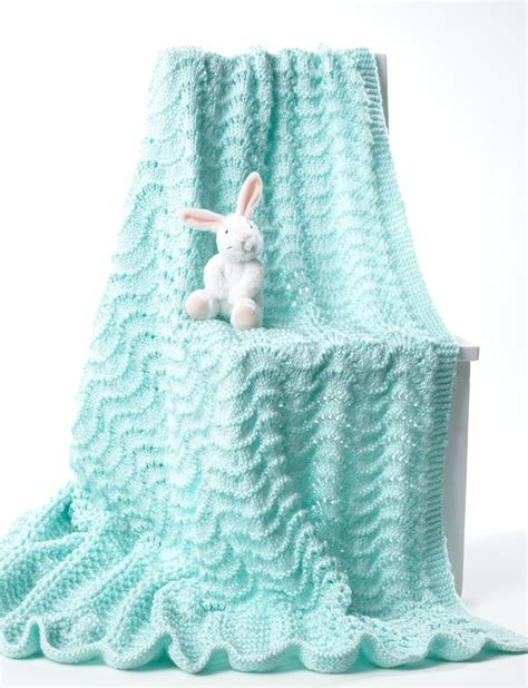 knit baby blanket  bernat softee baby solids knitting patterns