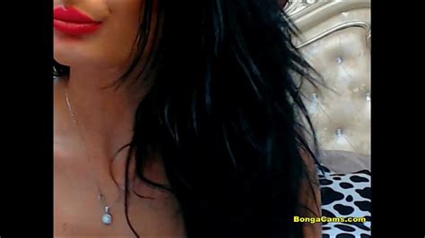 tanned sexy brunette with big tits red lips and long red nails is masturbating xvideos