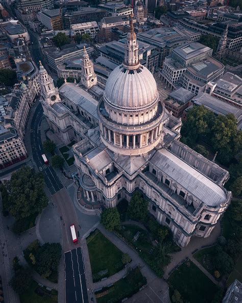 st pauls cathedral tips info  visitor guide   secret london