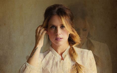 Lucie Silvas Shows Her Wicked Side In Smoke The Final Video Of The Trilogy