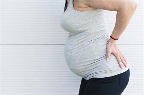 pregnancy massage benefits risks and safety tips