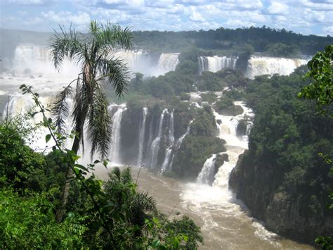 bild iguacu wasserfälle brasilianische seite zu iguassu iguazu fälle in foz do iguacu