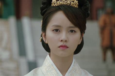 7 Karakter Ratu Di Drama Korea Yang Menggambarkan Cewek