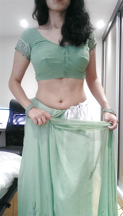sexy body desi teen girl in saree and selfies paki indian 20 pics