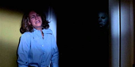 Halloween All 5 Times Laurie Strode Survived Michael