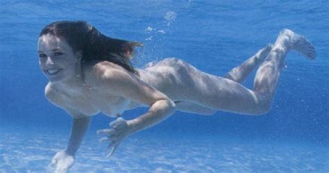 happy and naked under water nsfw these r happy girls luscious