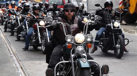 exclusive biker gangs partnering  mexican drug cartels threaten american   life