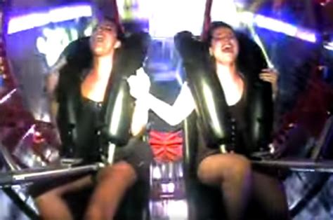 Women Have Orgasm On Famous Theme Park Rollercoaster