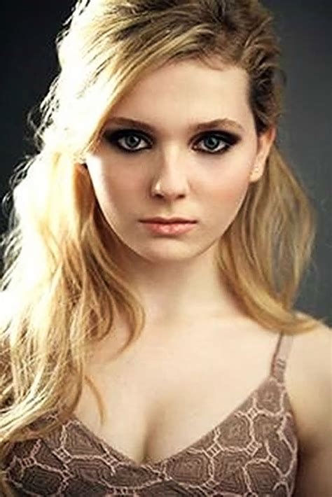 Abigail Breslin Nude And Topless Leaked Pics And Porn Video