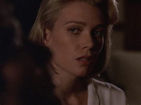 Laurie Holden From Walking Dead To Real Life Hunter Of Sex Criminals