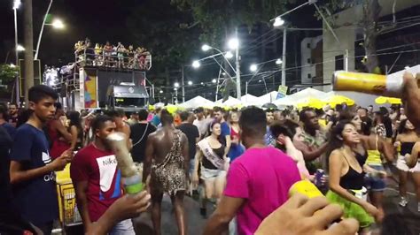 carnaval salvador  day  salvador bahia brazil circuito barra ondina dodo youtube