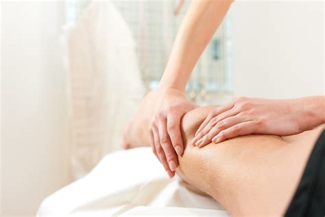 why you should choose a specialist for a deep tissue massage