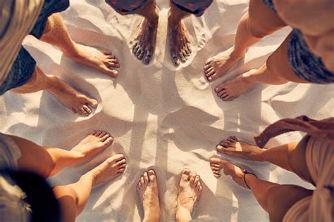 bare feet  circle stock  pictures royalty  images