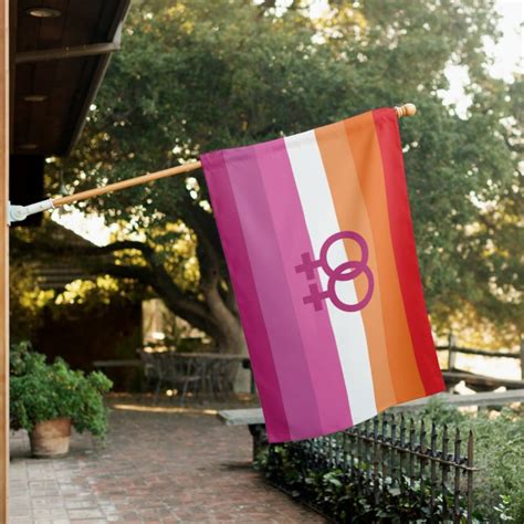 wlw lesbian pride flag sunset