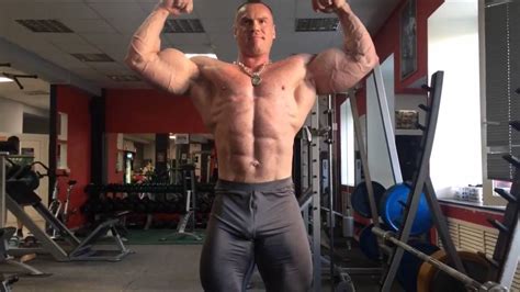 russian massive bodybuilder andrey shokin gym posing youtube