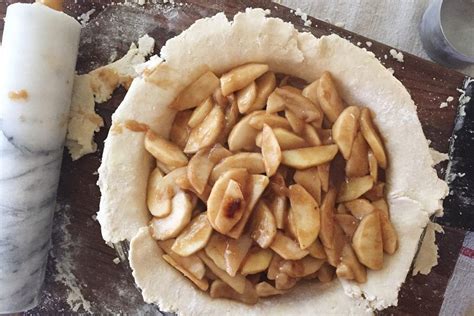 The Secret Ingredient Joanna Gaines Adds To Her Apple Pie Apple Pie