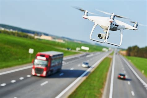 fly  drone   highway droneblog
