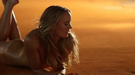 tennis player caroline wozniacki nude photos scandal planet