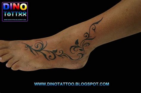 Tatuaje Pie Enredadera Pupa Tattoo Granada Art Ajilbabcom Portal Foot