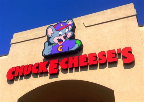 chuck  cheese  filed  bankruptcy