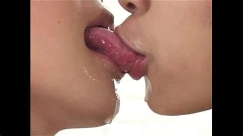 two japanese girls wet kissing close up xvideos