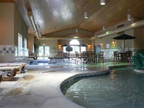 pools  spa picture  country inn suites  radisson green bay