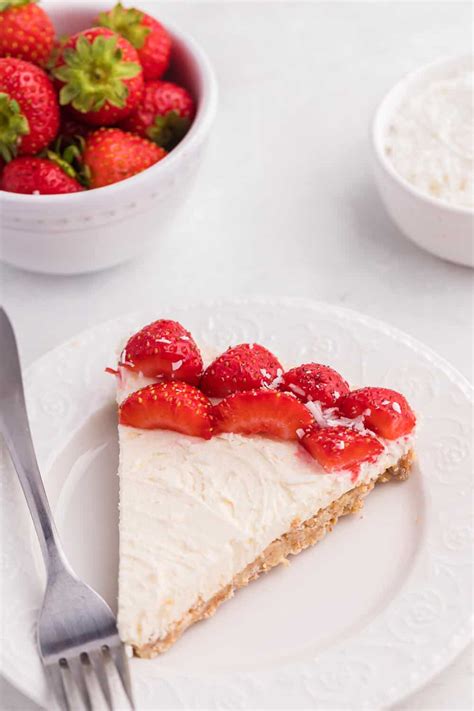 strawberry  bake cheesecake simply stacie