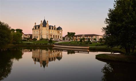 luxury castle hotels manor houses chateaux  europe